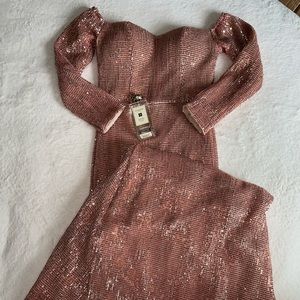 Shoulders off mermaid dress